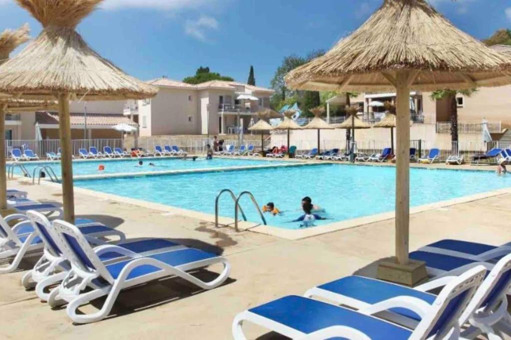 Studio Cosy Residence Odalys 3 Etoiles La Londe-les-Maures ภายนอก รูปภาพ
