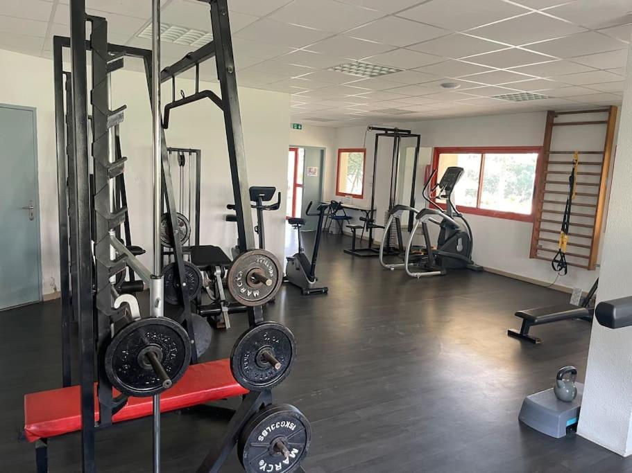 Studio Cosy Residence Odalys 3 Etoiles La Londe-les-Maures ภายนอก รูปภาพ