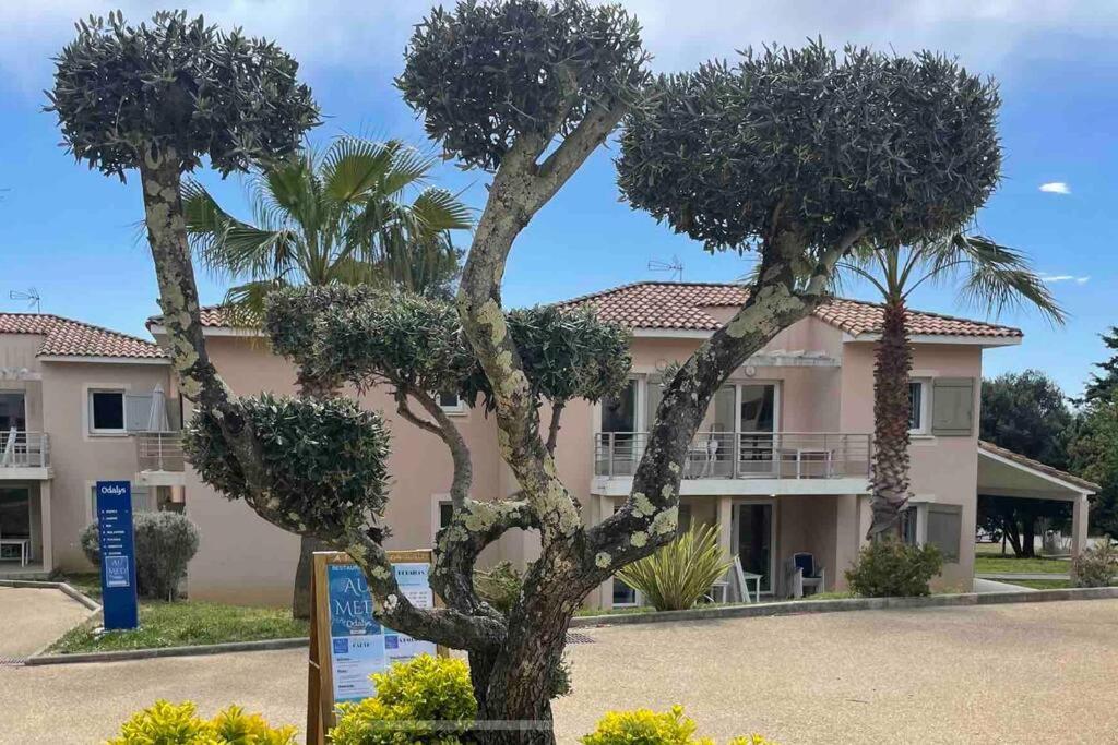 Studio Cosy Residence Odalys 3 Etoiles La Londe-les-Maures ภายนอก รูปภาพ
