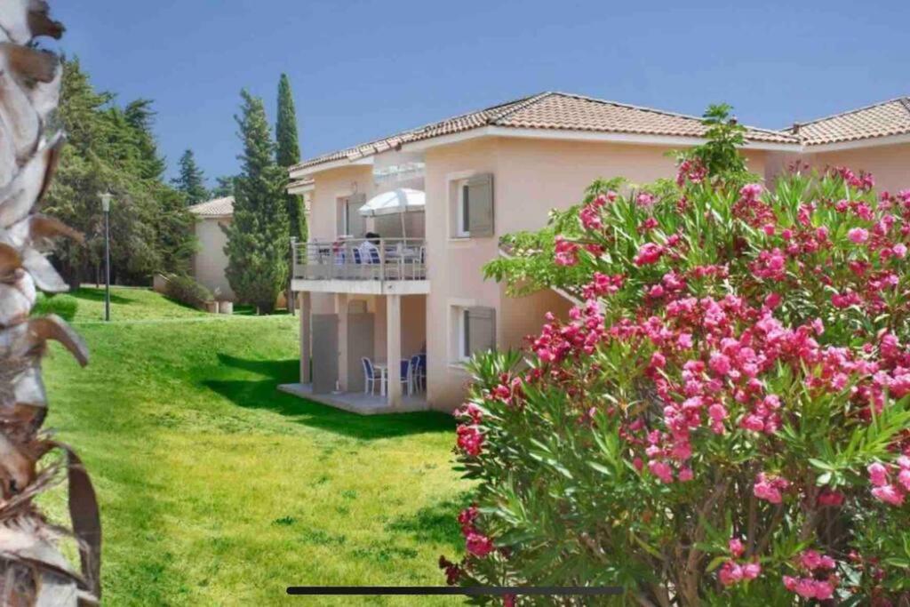 Studio Cosy Residence Odalys 3 Etoiles La Londe-les-Maures ภายนอก รูปภาพ